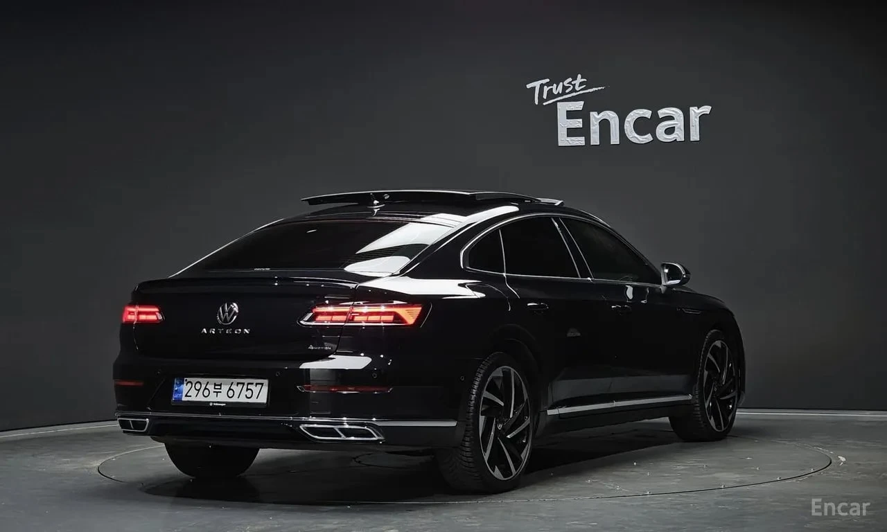 VW Arteon  R LIINE 4Motion / СЕРТИФИКАТ ЗА ОТЛИЧНО КАЧЕСТВО , снимка 2 - Автомобили и джипове - 55923202