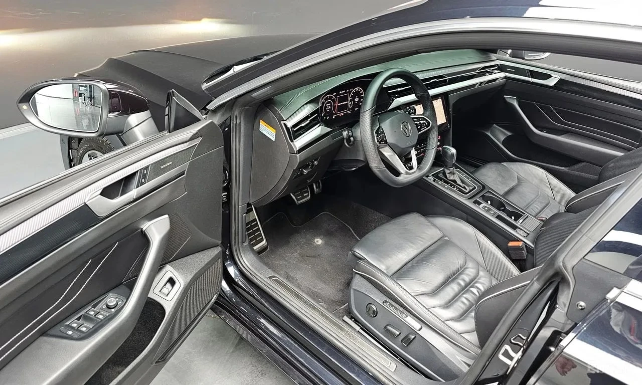 VW Arteon  R LIINE 4Motion / СЕРТИФИКАТ ЗА ОТЛИЧНО КАЧЕСТВО , снимка 12 - Автомобили и джипове - 55923202