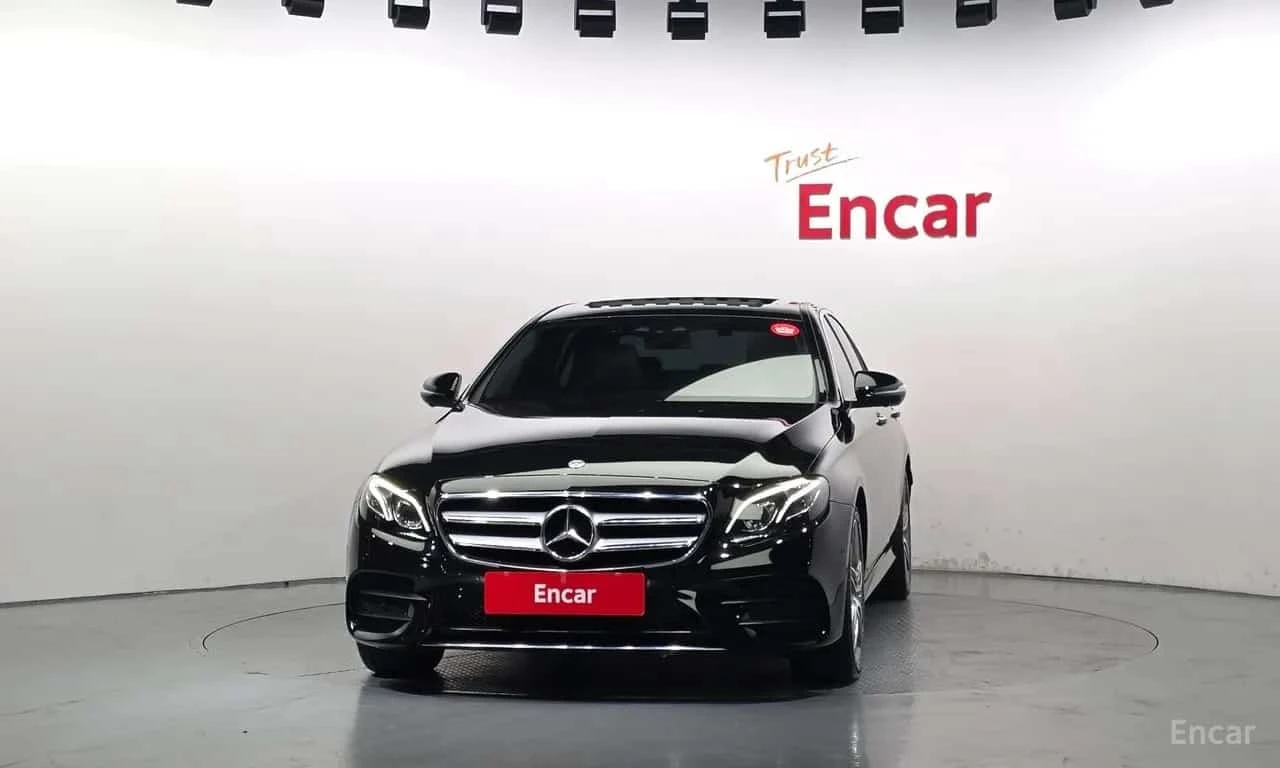 Mercedes-Benz E 300 AMG Line/360/ОБДУХ/ПОДГРЕВ/ПАНО/ФИНАНСИРАНЕ, снимка 3 - Автомобили и джипове - 56165678