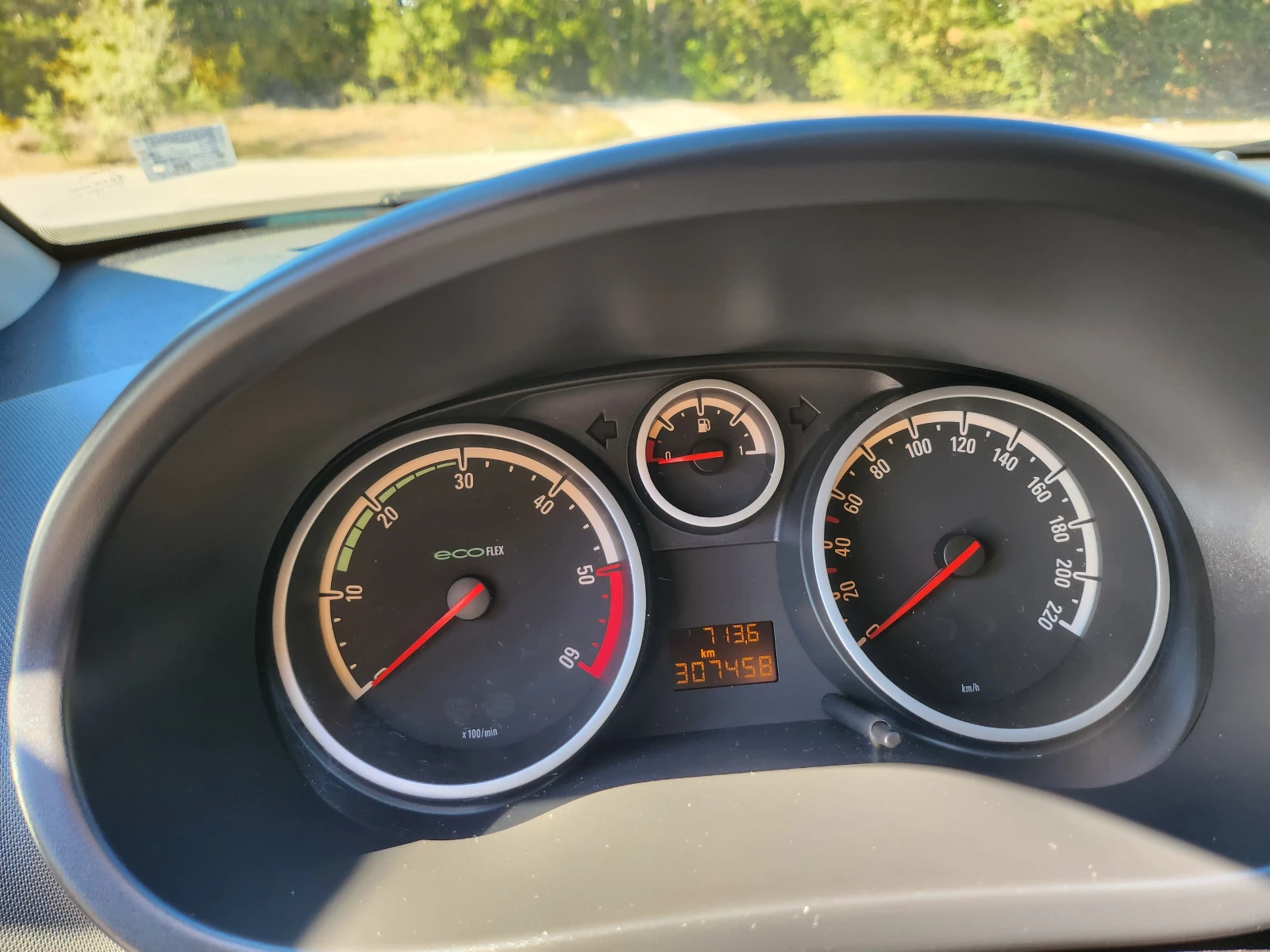 Opel Corsa, снимка 15 - Автомобили и джипове - 56545183