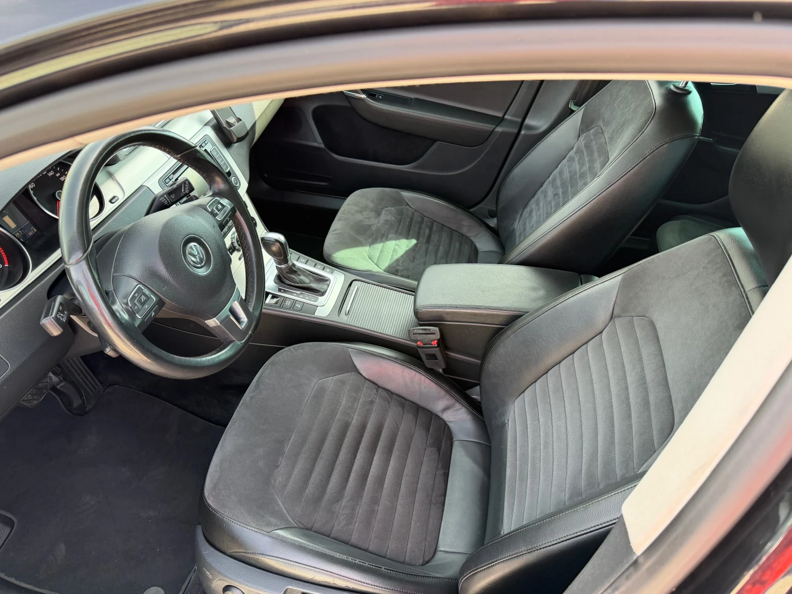 VW Passat HIGHLINE АВТОМАТИК, снимка 13 - Автомобили и джипове - 56579031