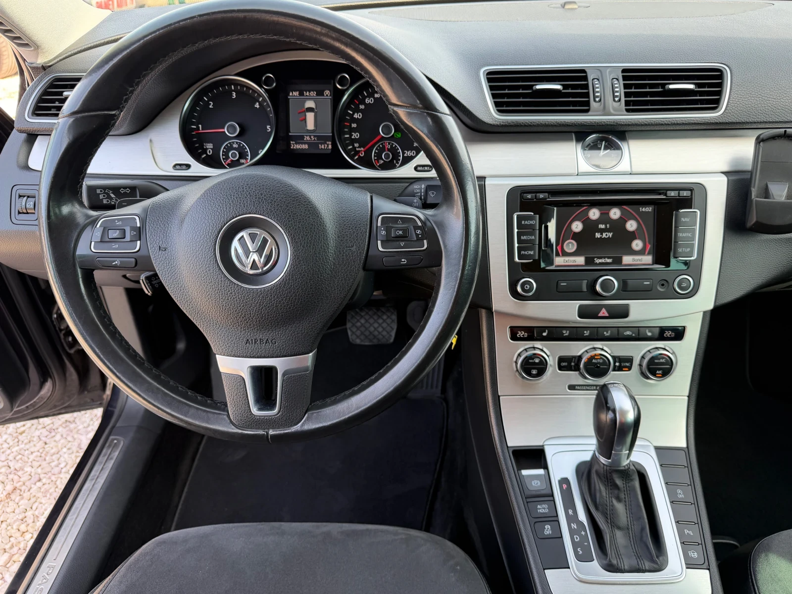 VW Passat HIGHLINE АВТОМАТИК, снимка 17 - Автомобили и джипове - 56579031