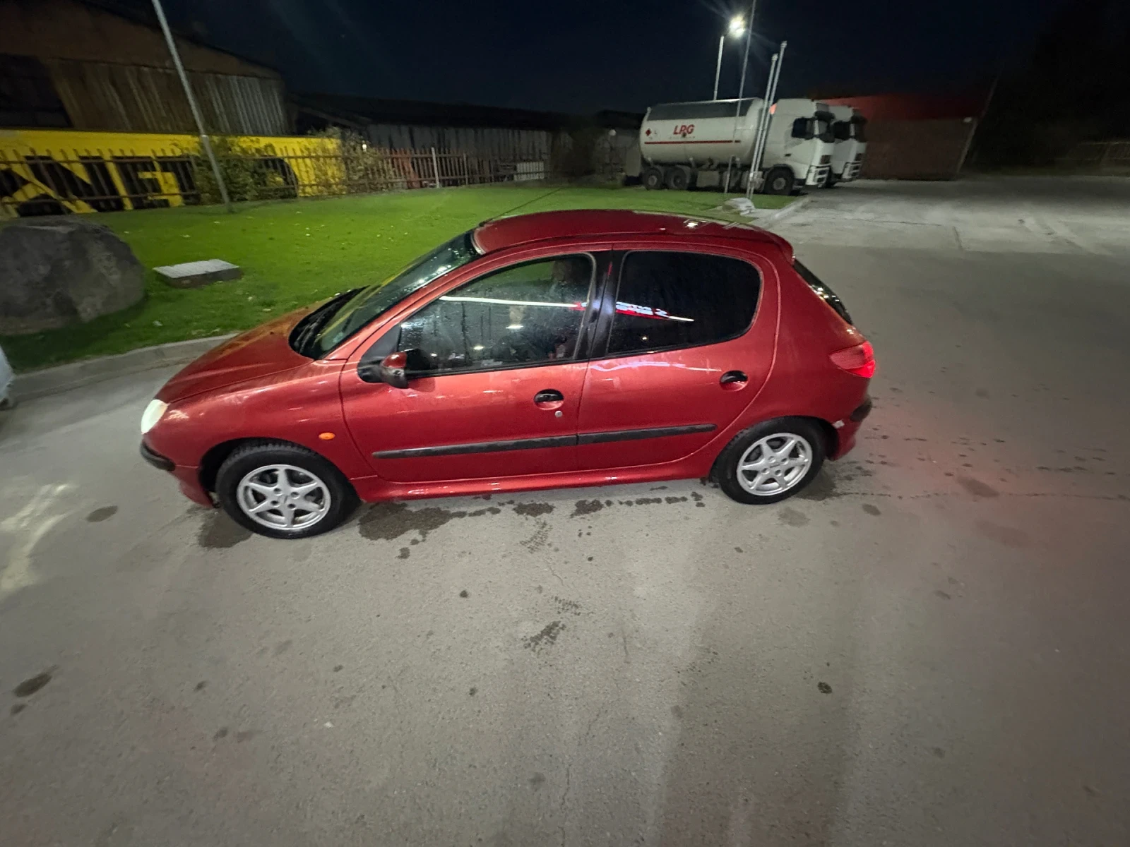 Peugeot 206, снимка 2 - Автомобили и джипове - 56584881