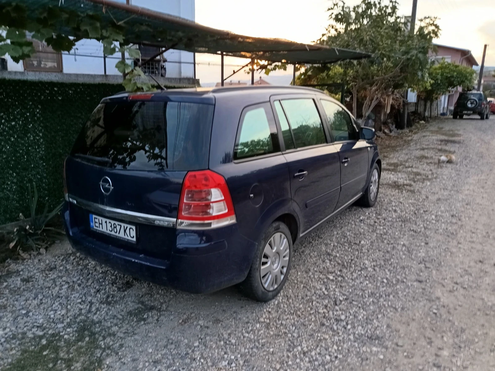 Opel Zafira 1.7 110, снимка 3 - Автомобили и джипове - 56649034