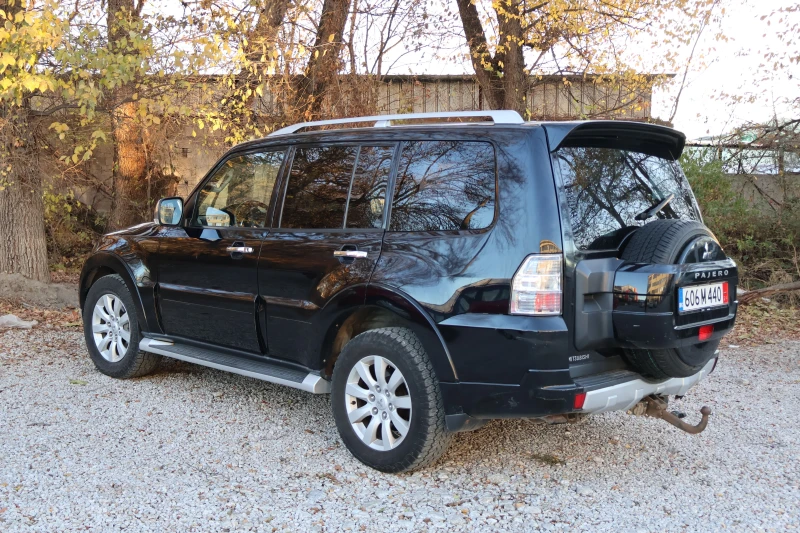 Mitsubishi Pajero 3.2 Di-D 4WD, снимка 3 - Автомобили и джипове - 47584897