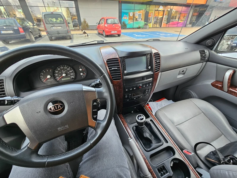 Kia Sorento, снимка 7 - Автомобили и джипове - 47786067