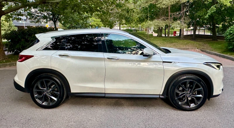 Infiniti QX50 Sensory, снимка 4 - Автомобили и джипове - 52582203