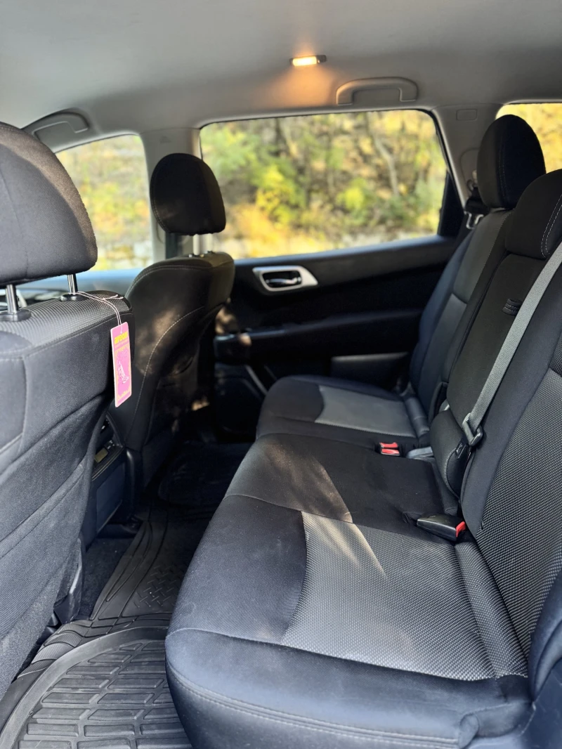 Nissan Pathfinder 3.5 SV, снимка 7 - Автомобили и джипове - 52001276