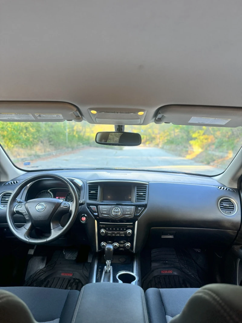 Nissan Pathfinder 3.5 SV, снимка 6 - Автомобили и джипове - 52001276