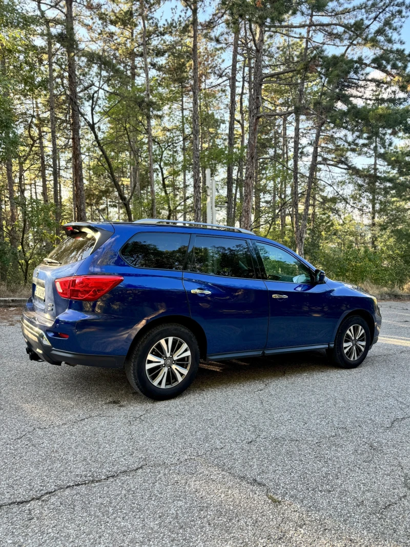 Nissan Pathfinder 3.5 SV, снимка 3 - Автомобили и джипове - 52001276