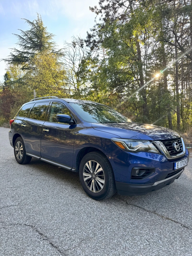Nissan Pathfinder 3.5 SV, снимка 2 - Автомобили и джипове - 52001276