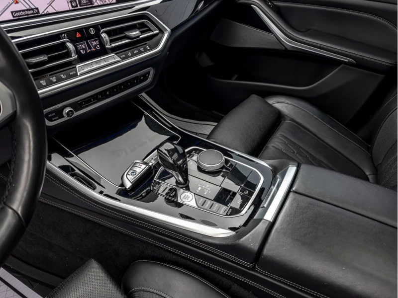 BMW X5 * АВТО КРЕДИТ* ЦЕНА ДО БГ * СЕРВИЗНА ИСТОРИЯ * , снимка 10 - Автомобили и джипове - 52908502