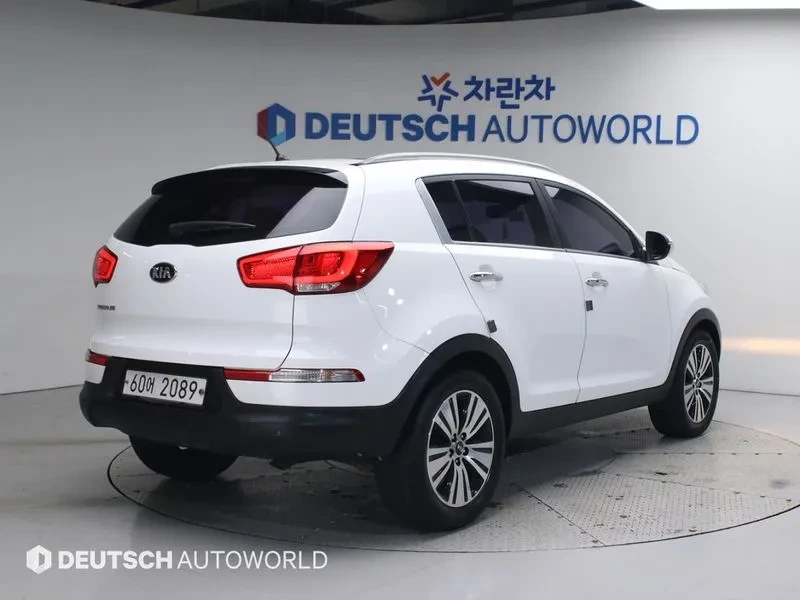 Kia Sportage 2.0 4WD - изображение 2