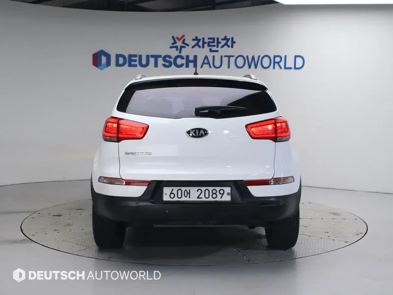 Kia Sportage 2.0 4WD - изображение 4
