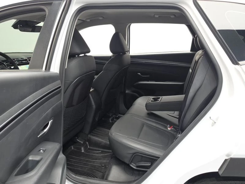 Hyundai Tucson 1.6 Automatic, снимка 12 - Автомобили и джипове - 55843322
