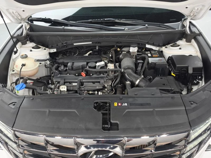 Hyundai Tucson 1.6 Automatic, снимка 6 - Автомобили и джипове - 55843322