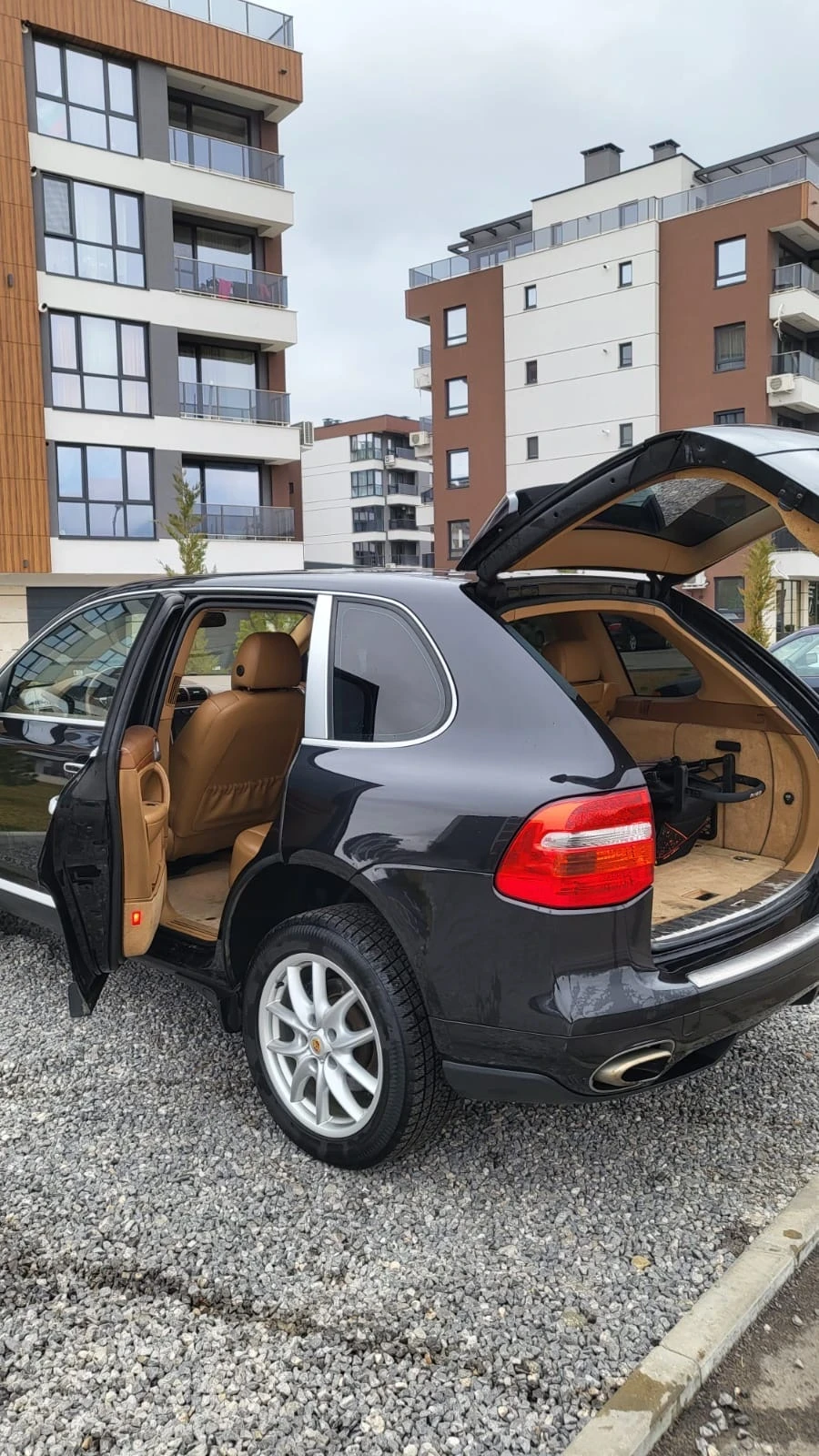 Porsche Cayenne  - изображение 2