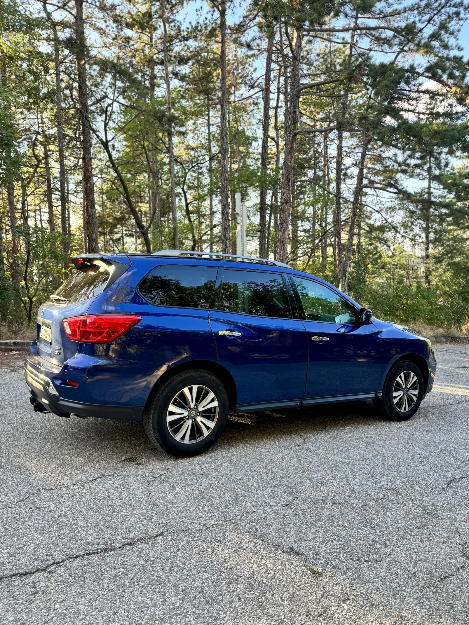 Nissan Pathfinder 3.5 SV - изображение 3
