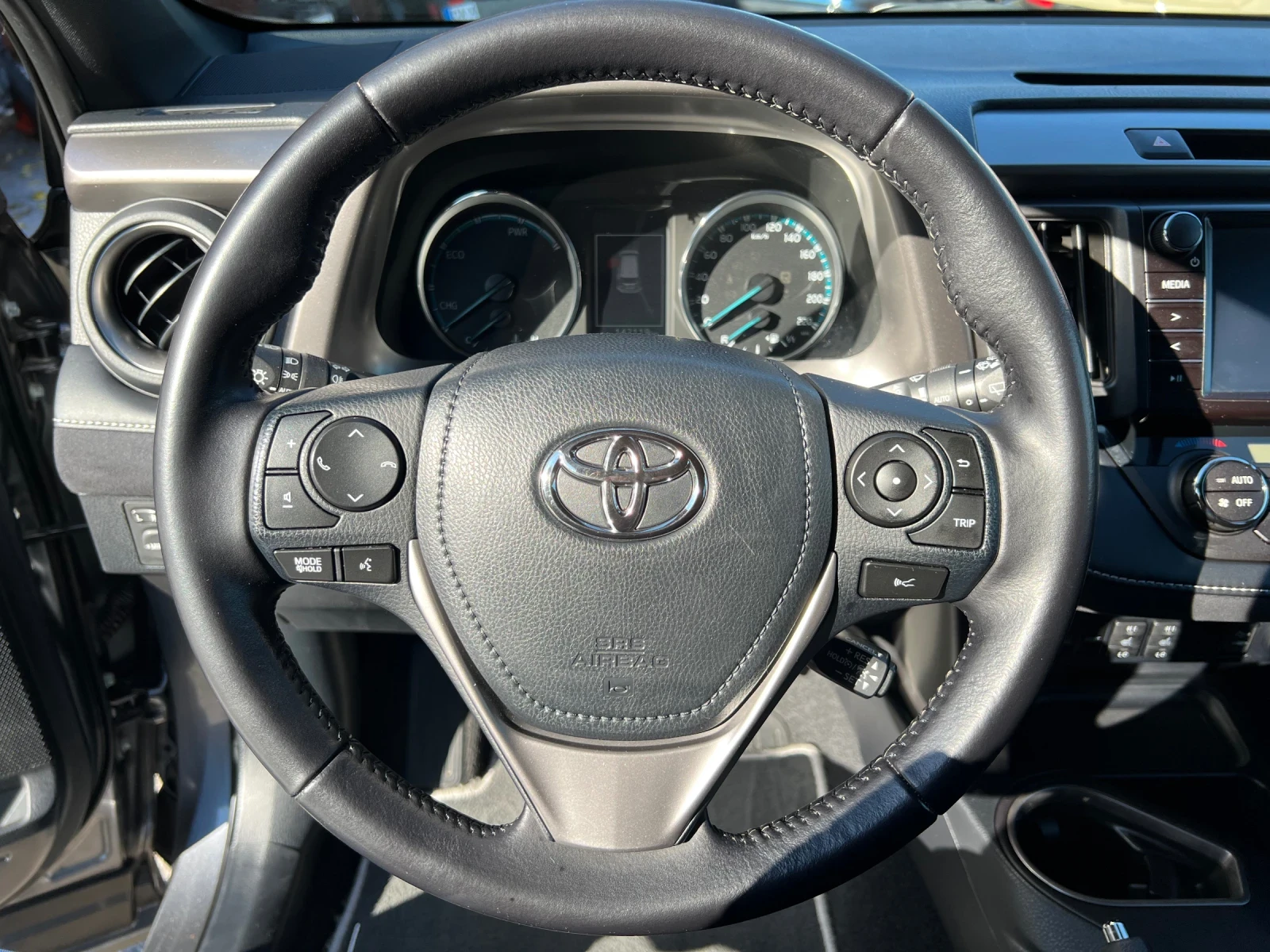 Toyota Rav4 2.5 Hybrid  142000 km!!!! Keyless Камера | Mobile.bg — изображение 9