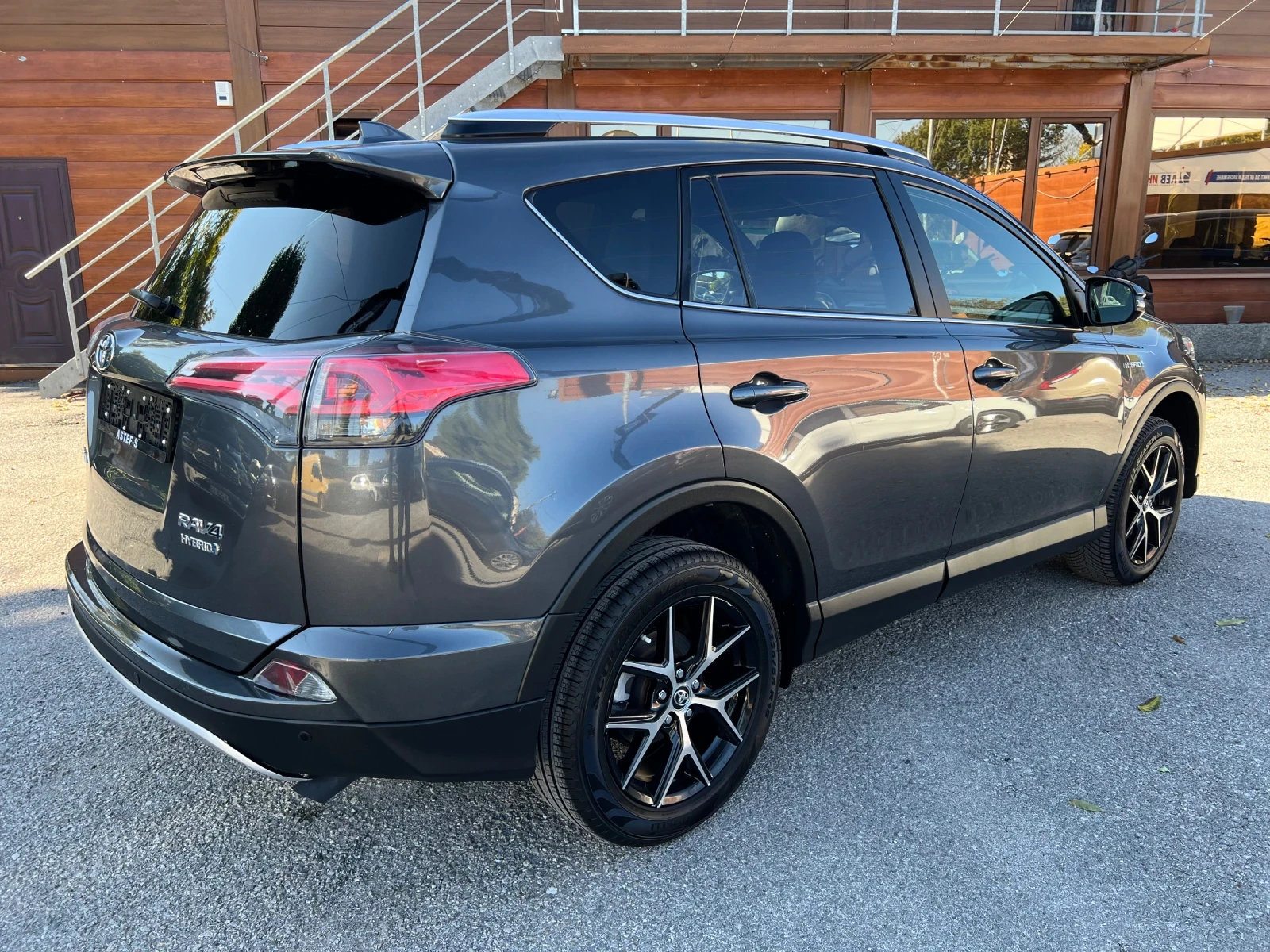Toyota Rav4 2.5 Hybrid  142000 km!!!! Keyless Камера | Mobile.bg — изображение 5