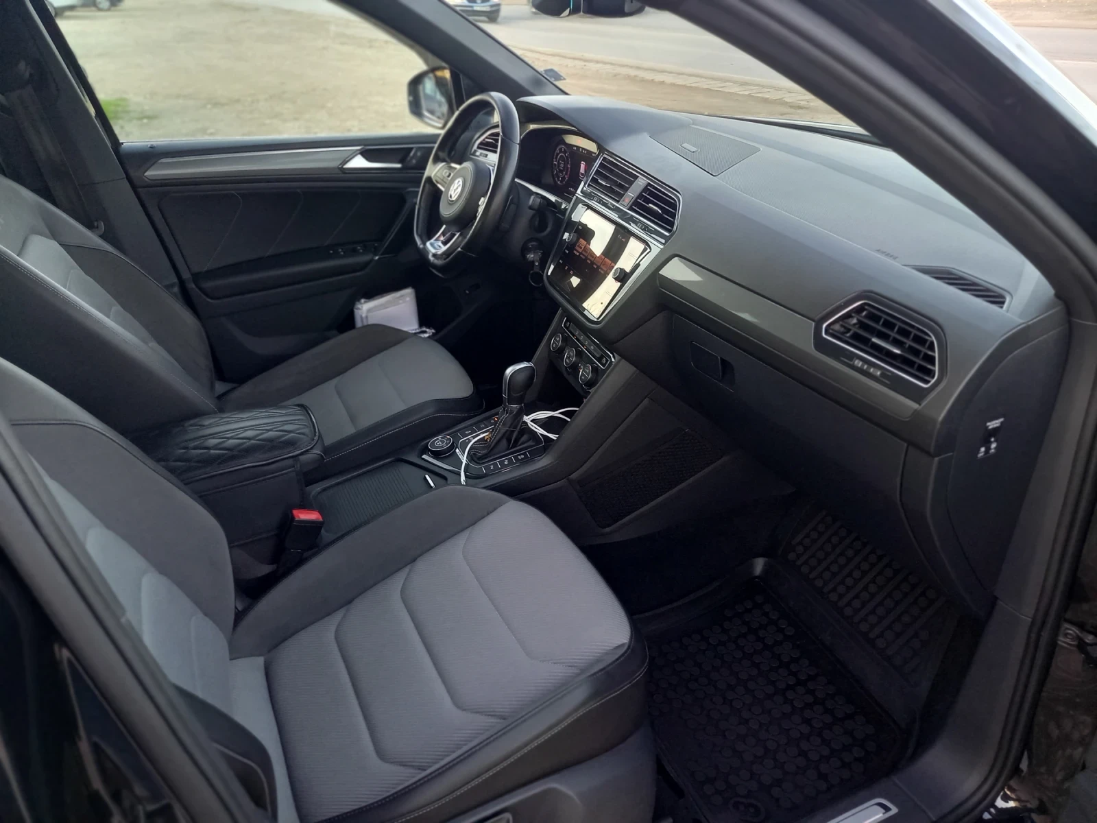 VW Tiguan 2.0tdi 190kc R-LINE | Mobile.bg � ����������� 11