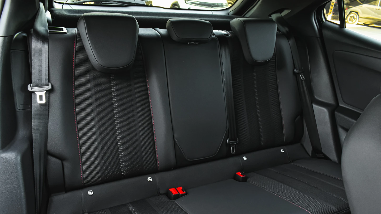 Opel Mokka e-GS Line 50 kWh, снимка 11 - Автомобили и джипове - 53815598