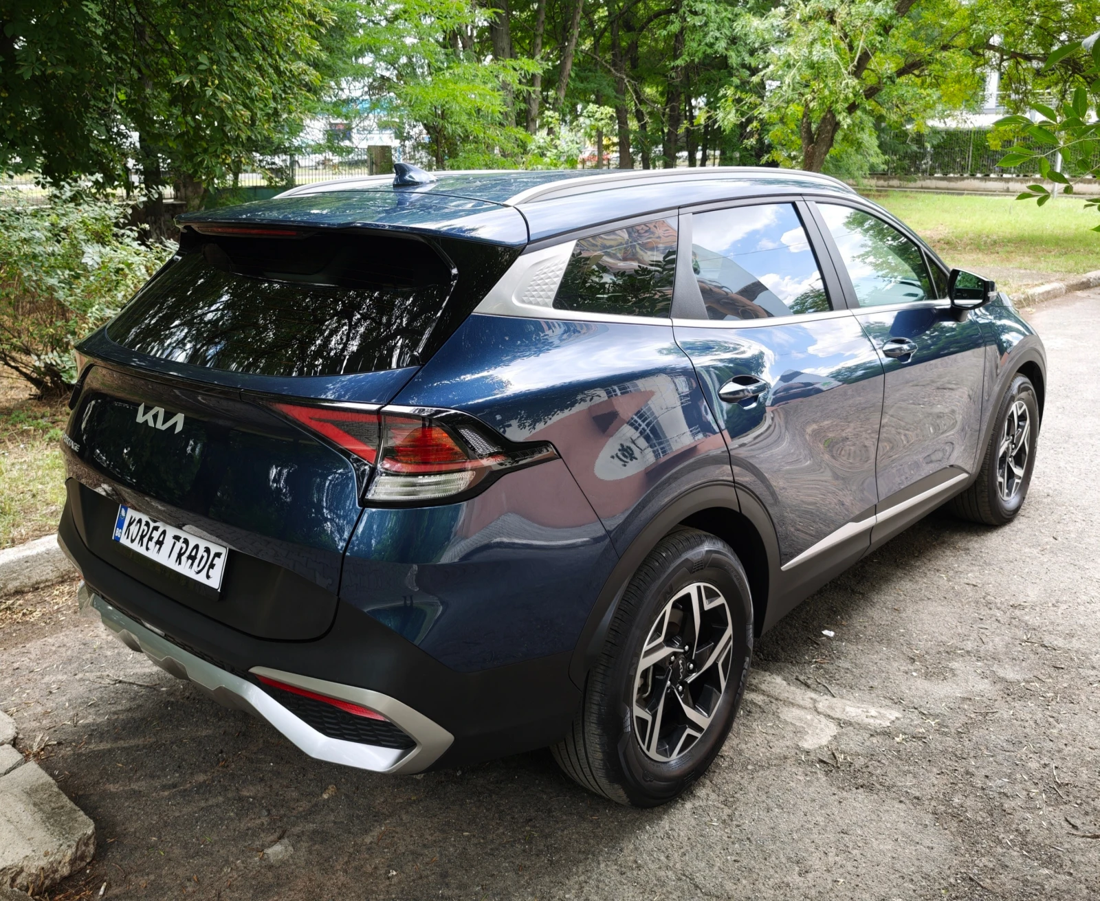Kia Sportage 2.0 CRDI , снимка 4 - Автомобили и джипове - 55292658