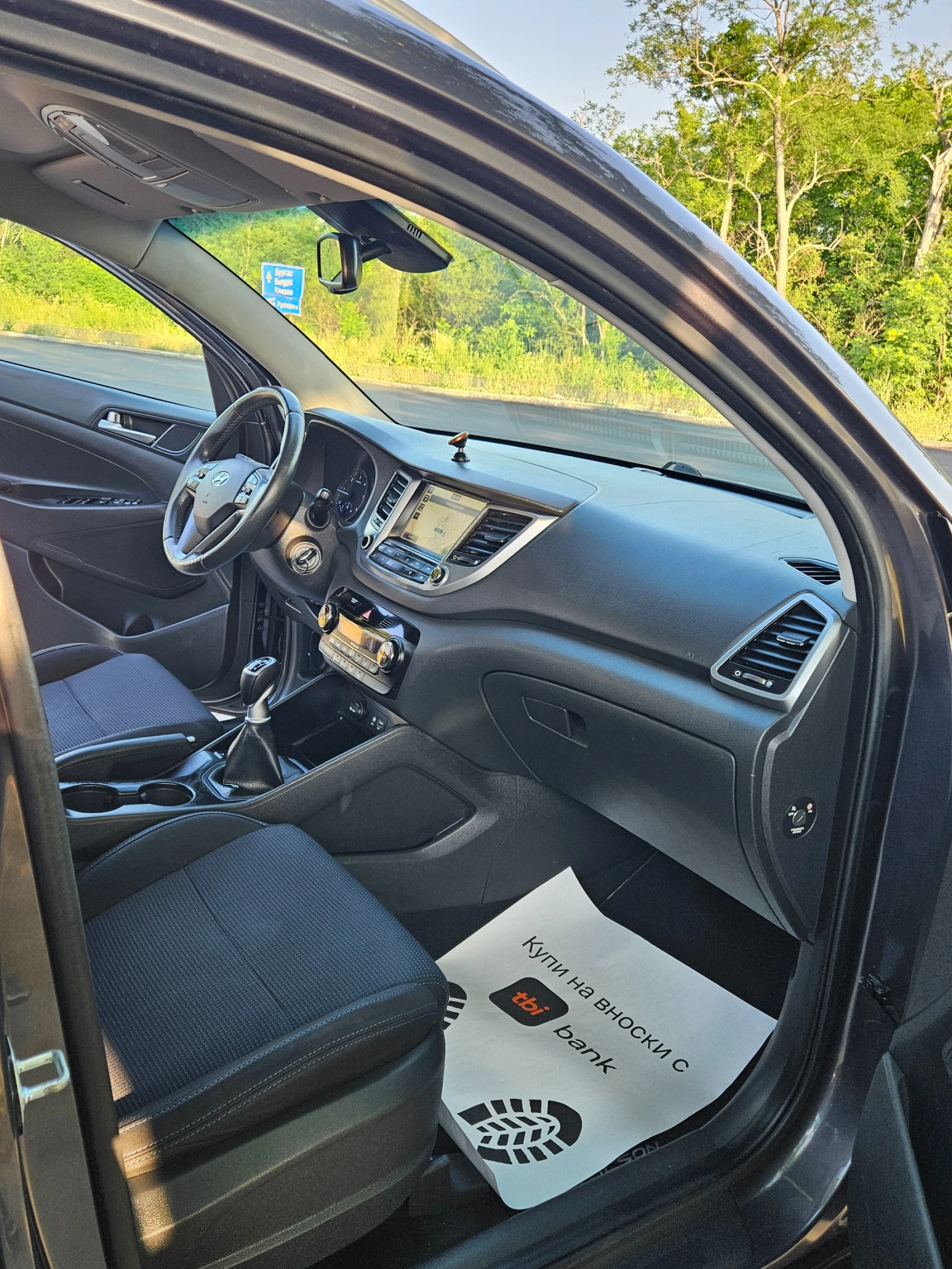 Hyundai Tucson 1.7CRDI* Navi* Camera, снимка 10 - Автомобили и джипове - 54797011