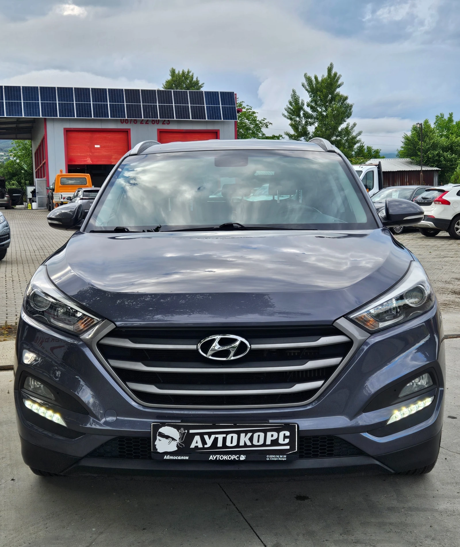 Hyundai Tucson 1.7CRDI* Navi* Camera, снимка 2 - Автомобили и джипове - 54797011