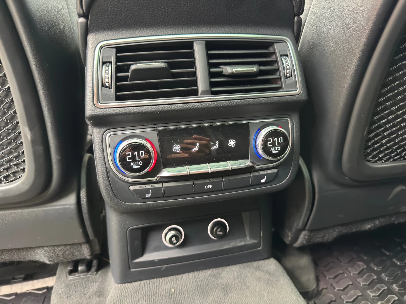 Audi Q7 S Line* Matrix* BOSE* N1, снимка 14 - Автомобили и джипове - 55413566