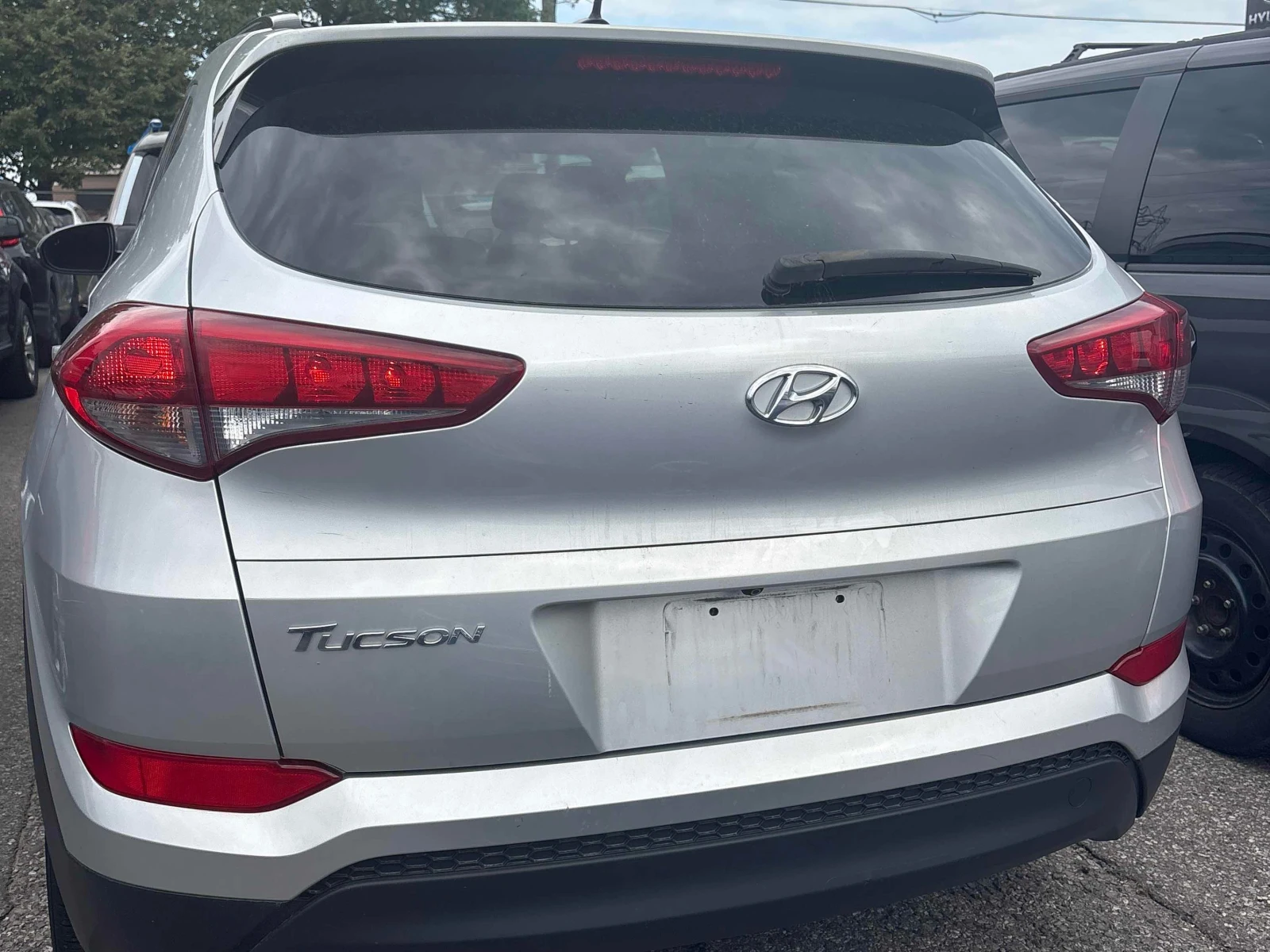 Hyundai Tucson * SE * АВТОКРЕДИТ * ГЛАВНО ПРЕДСТАВИТЕЛСТВО, снимка 5 - Автомобили и джипове - 55823103