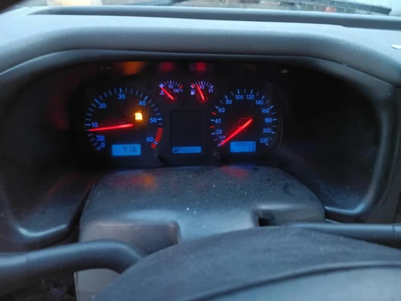 VW T4, снимка 5 - Бусове и автобуси - 52666648