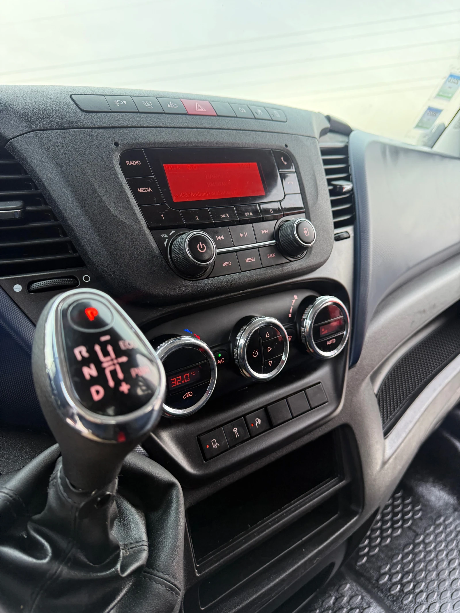 Iveco Daily ��� ���� �� ������ | Mobile.bg � ����������� 12