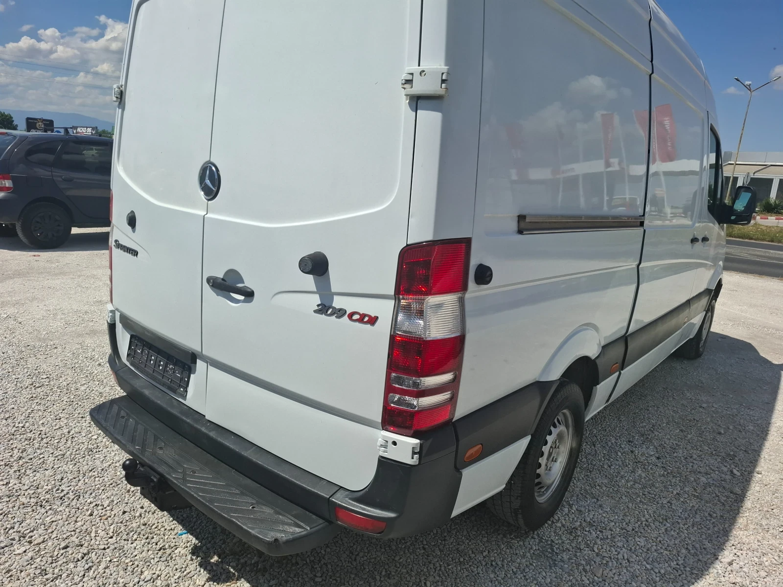 Mercedes-Benz Sprinter 209 2.2cdi 90ps, снимка 4 - Бусове и автобуси - 54955434