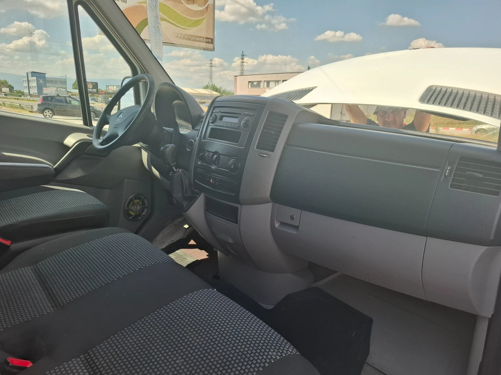 Mercedes-Benz Sprinter 209 2.2cdi 90ps, снимка 9 - Бусове и автобуси - 54955434