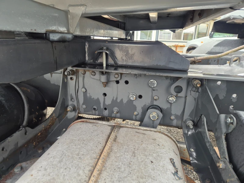 Mercedes-Benz Atego 817 тристранен самосвал , снимка 6 - Камиони - 52806095