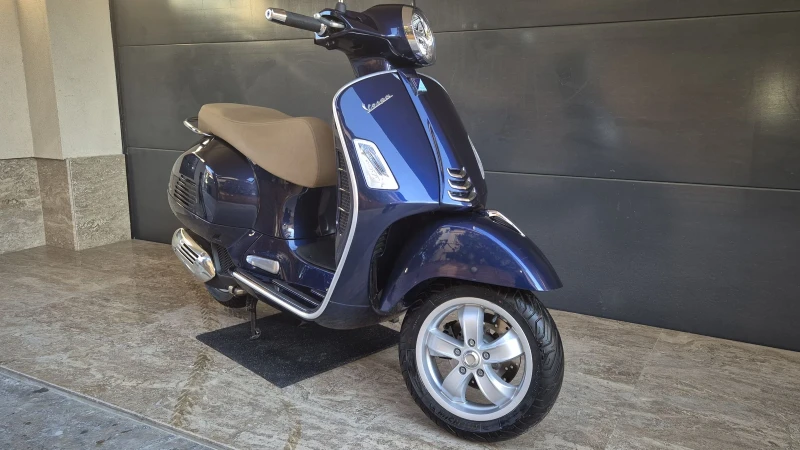 Vespa GTS GTS 125 / 1200km., снимка 1 - Мотоциклети и мототехника - 48756738