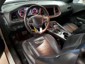 Dodge Challenger GT 3.6 V6 AWD , снимка 8