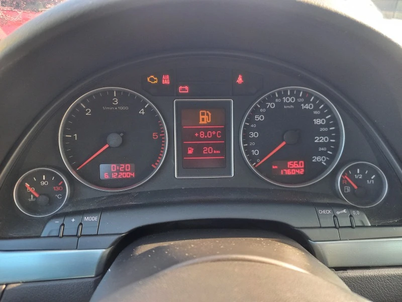 Audi A4 2.0 TDI/ S-line, снимка 11 - Автомобили и джипове - 43280656