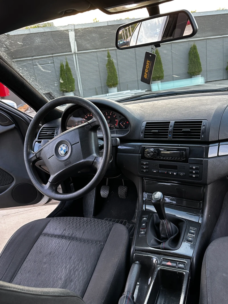 BMW 318 Газ / Бензин (сменена верига), снимка 9 - Автомобили и джипове - 47064311