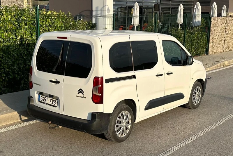 Citroen Berlingo * Дълга база* , снимка 4 - Автомобили и джипове - 47074049