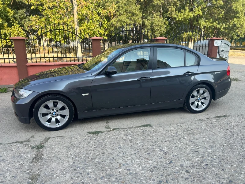 BMW 320, снимка 2 - Автомобили и джипове - 47552503