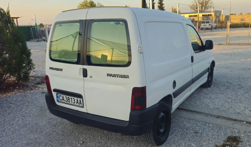 Peugeot Partner 2.0HDI.90кс.Отличен, снимка 7 - Автомобили и джипове - 47334966