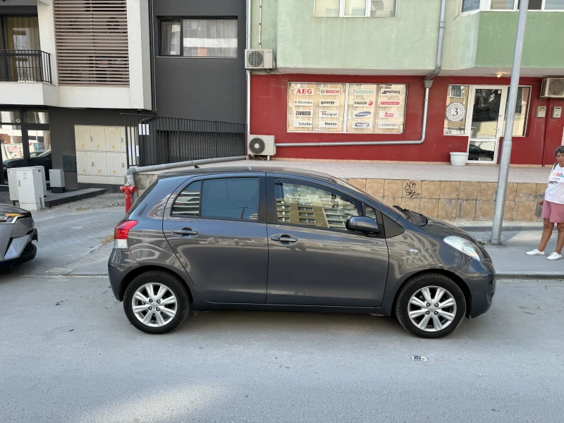 Toyota Yaris 1.33, снимка 4 - Автомобили и джипове - 47441167