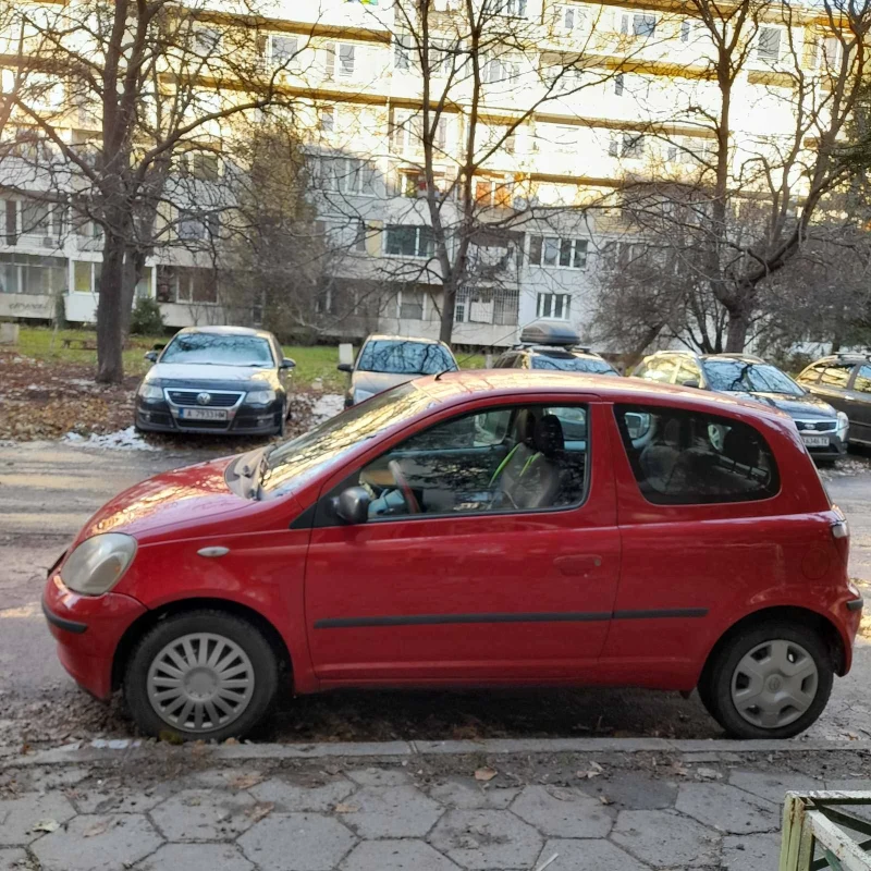 Toyota Yaris, снимка 2 - Автомобили и джипове - 48104176