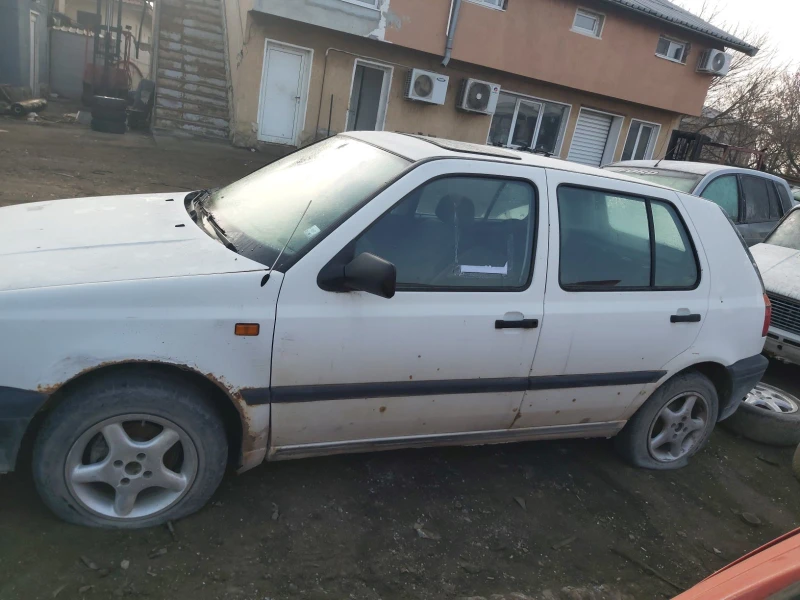 VW Golf 3, снимка 2 - Автомобили и джипове - 49174435