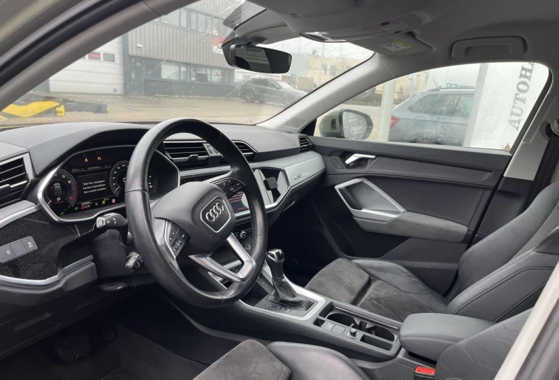 Audi Q3 Sportback 45 TFSI S Edition, снимка 12 - Автомобили и джипове - 52821720