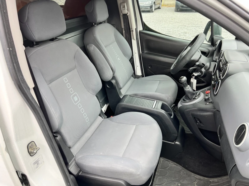 Citroen Berlingo, снимка 12 - Автомобили и джипове - 51881962