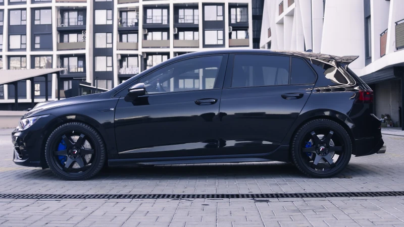 VW Golf Mk8 R Performance , снимка 5 - Автомобили и джипове - 53108012