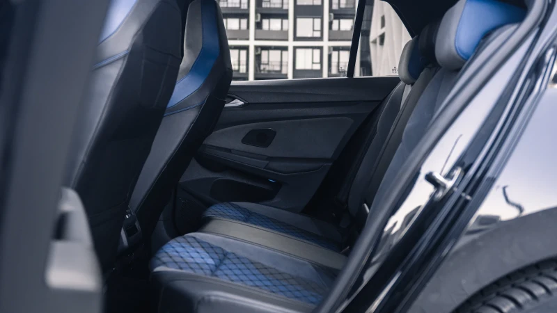 VW Golf Mk8 R Performance , снимка 10 - Автомобили и джипове - 53108012